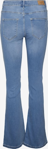 VERO MODA Flared Jeans 'Peachy' in Blue