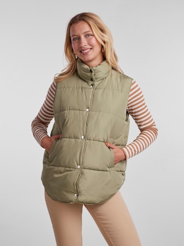 Gilet 'Tee' PIECES en vert : devant