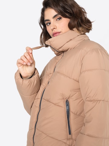 Veste d’hiver 'BOMINA' b.young en beige