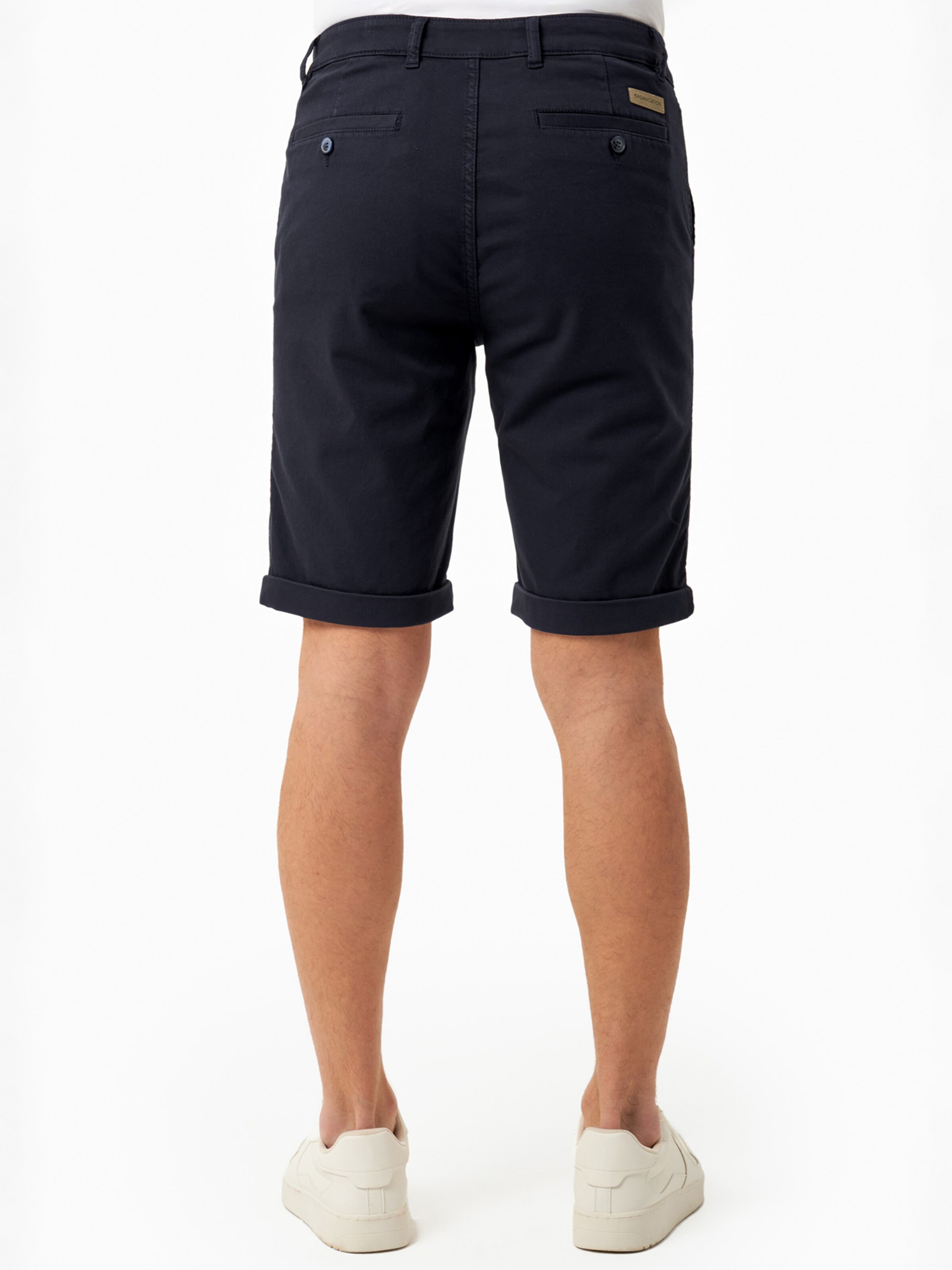 Organication Slimfit Shorts in Schwarz