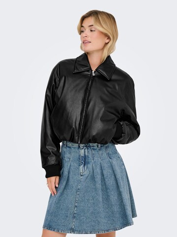 ONLY Tussenjas in Zwart: voorkant