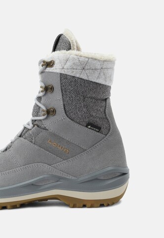 LOWA Boots 'Calceta III GTX' in Grey