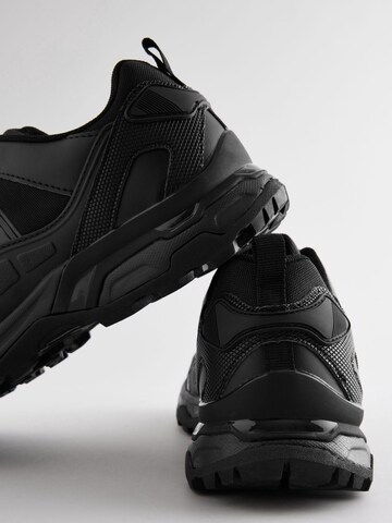 Next Låg sneaker i svart