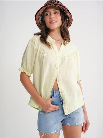 MixRay Blouse 'Hemden' in Yellow: front