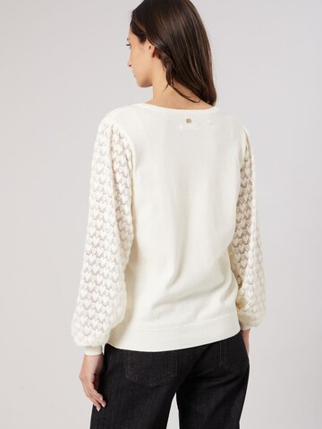 Pull-over Deeluxe en blanc