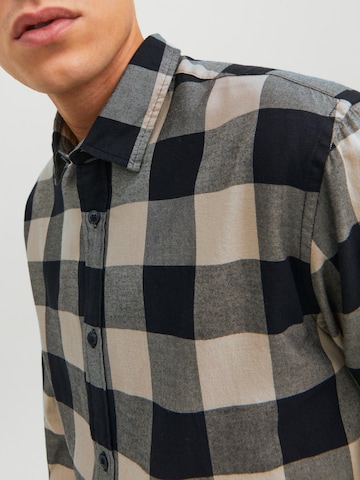 JACK & JONES Přiléhavý střih Košile 'Gingham' – šedá