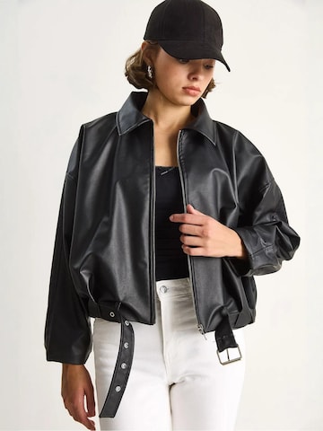 Bianco Lucci Tussenjas in Zwart