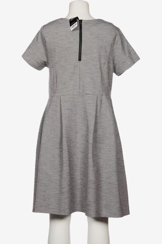 Junarose Dress in M in Grey