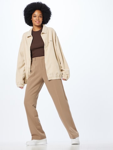 Neo Noir Regular Pleat-Front Pants 'Alice' in Brown