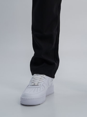 BÁSICK Regular Hose 'Classic Pants'‌‌‌ in Schwarz