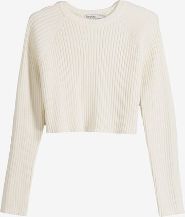 Bershka Sweater in White: front