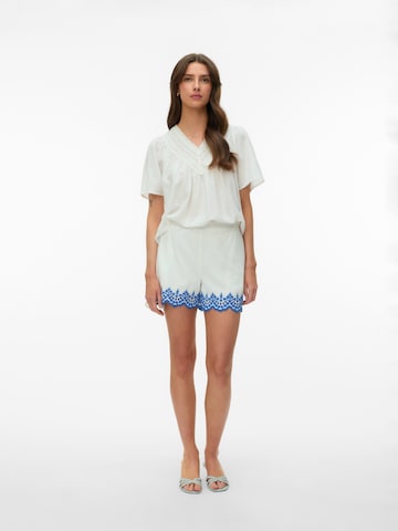 VERO MODA Blúz 'VMKARLA' - fehér: elől