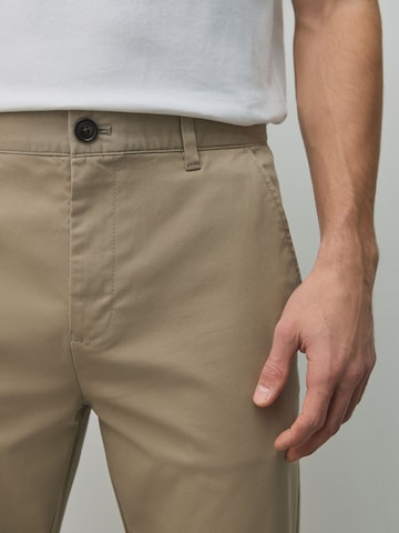 Slimfit Pantaloni chino di Next in grigio