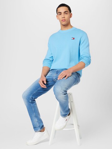 Pull-over Tommy Jeans en bleu