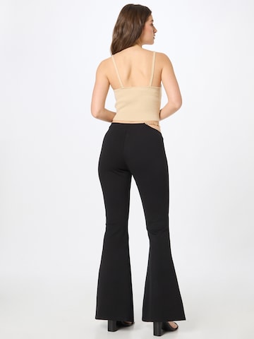 évasé Pantalon 'RAYA' RECC en noir