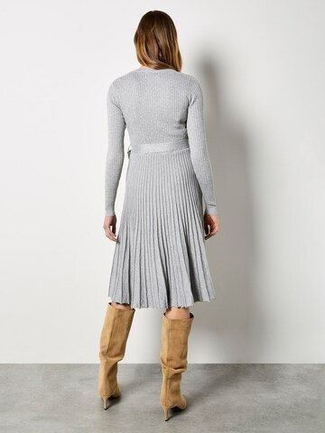 Apricot - Vestido de punto en gris