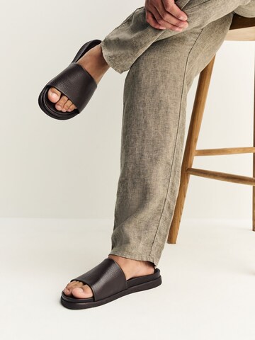 Next Пантолеты в Коричневый