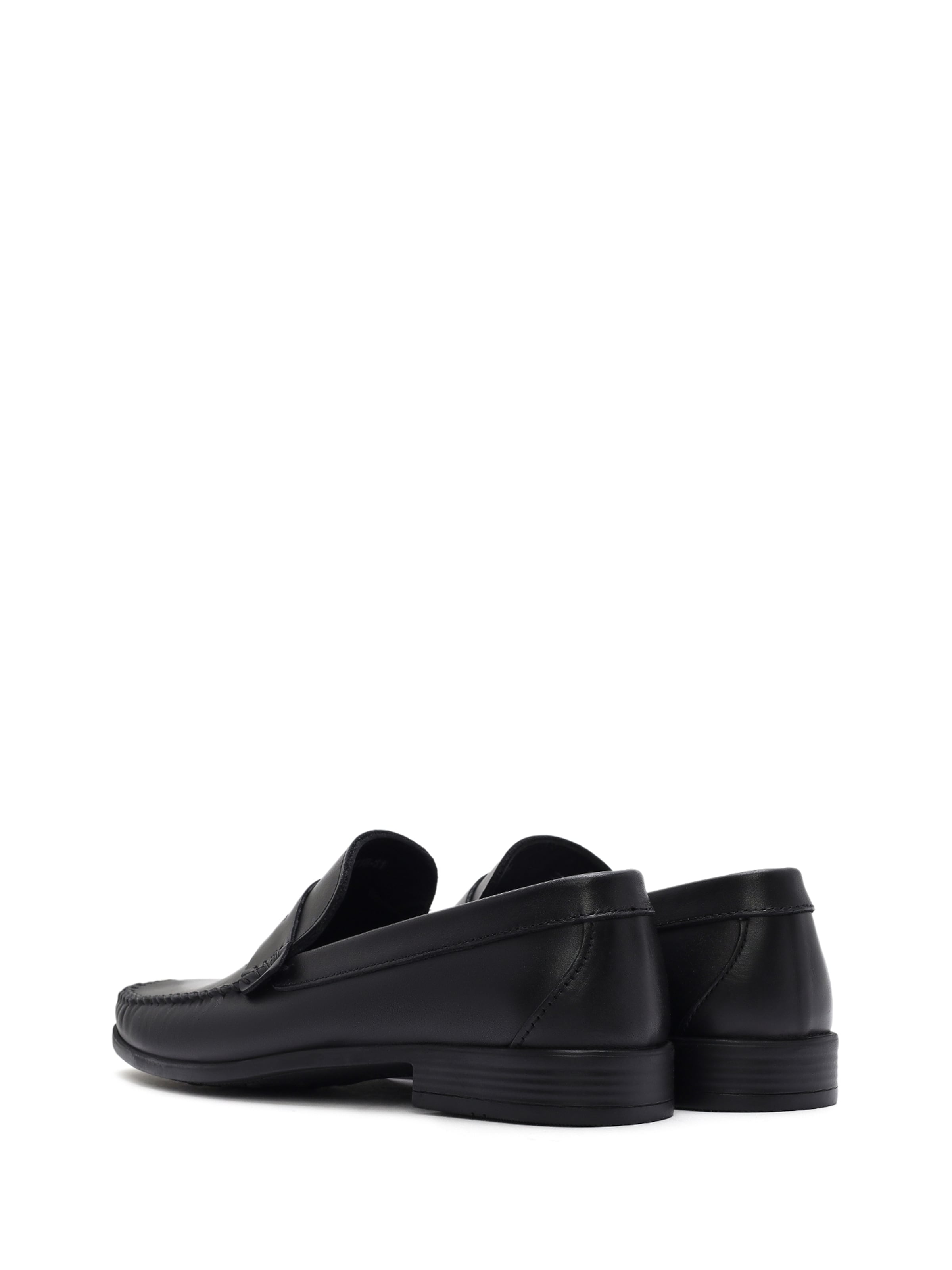 Derimod Moccasins in Black