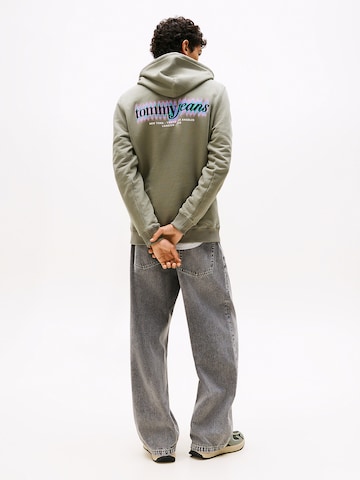 Tommy Jeans Sweatshirt in Green
