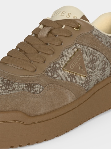 GUESS Sneaker 'MIRAM16' in Grau