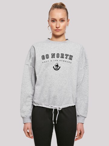 F4NT4STIC Sweatshirt 'Go North Knut & Jan Hamburg' in Grey: front