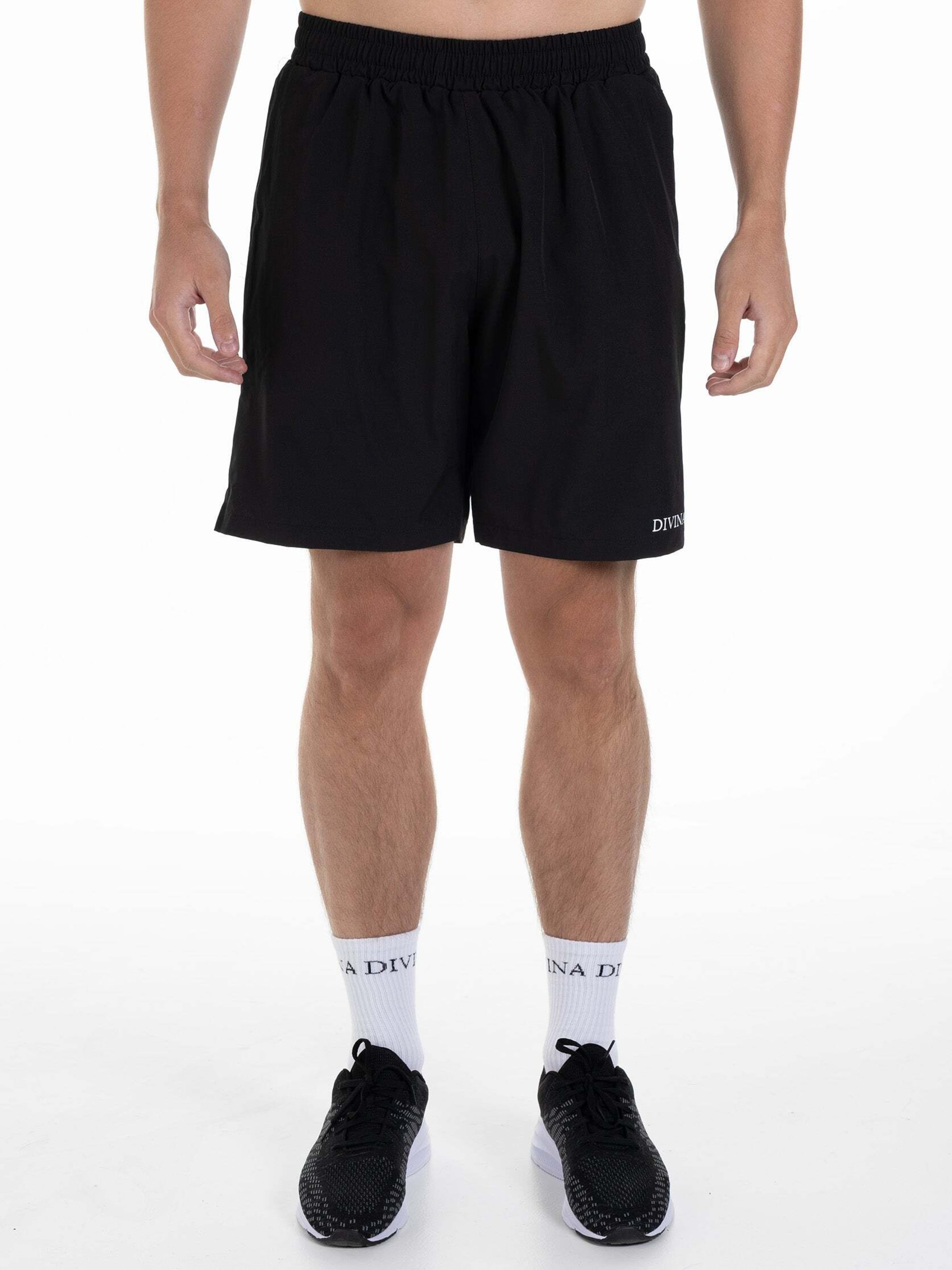 Loosefit Pantaloni 'Miles' di Divina in nero: frontale