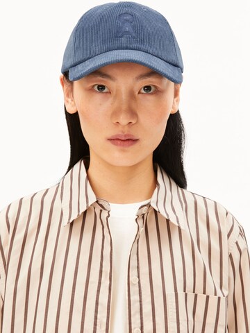 Casquette ARMEDANGELS en bleu : devant