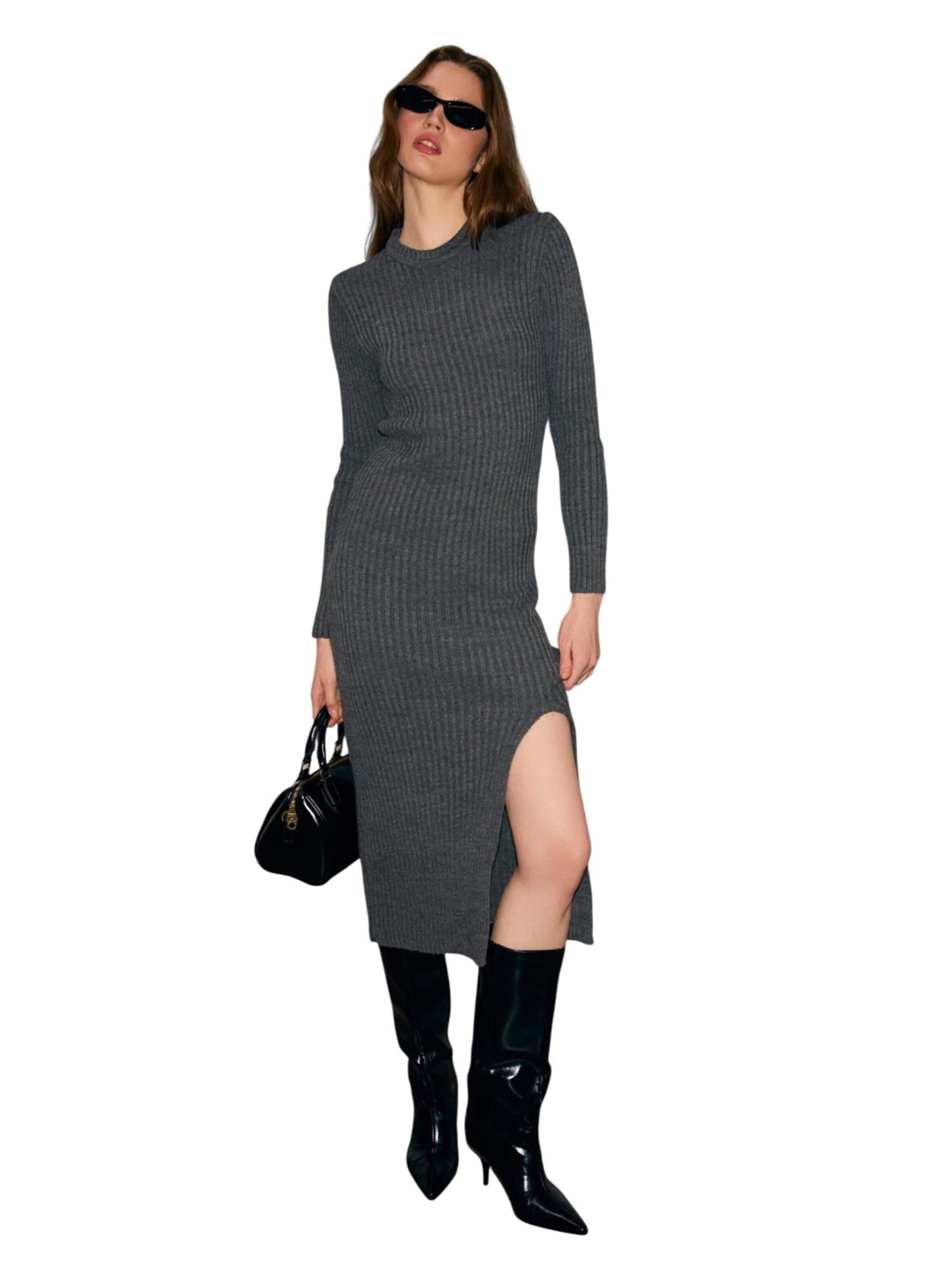 Grimelange Knit dress in Grey: front
