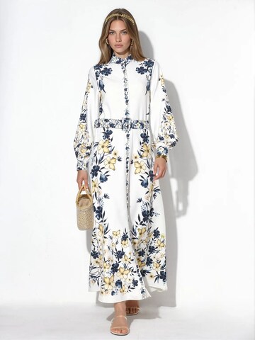 Abito camicia di MSN Collection in bianco: frontale