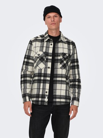 Only & Sons Comfort Fit Πουκάμισο 'Milo' σε λευκό: μπροστά