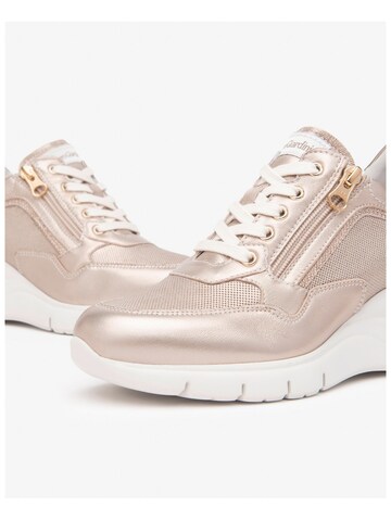 Nero Giardini Platform trainers in Gold