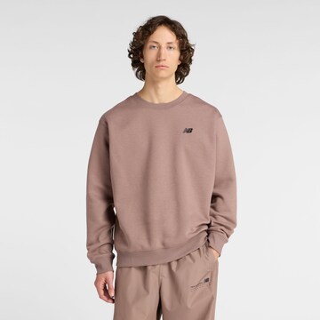 new balance Sweatshirt in Bruin: voorkant