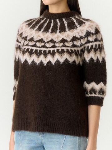 YAS Sweater in Brown