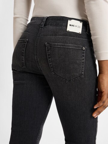 MAC Slimfit Jeans in Zwart