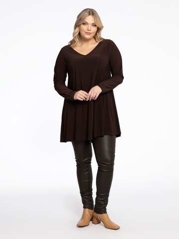 Yoek Tunic in Brown