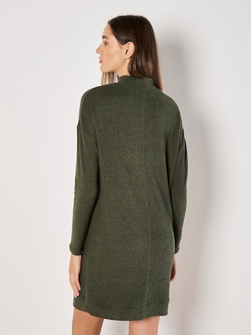 Apricot Strickkleid in Grün