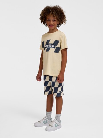 Hummel T-Shirt 'Pets' in Beige
