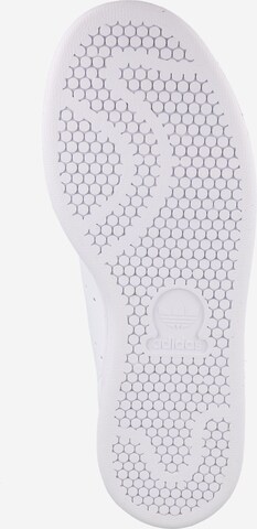 Baskets basses 'Stan Smith' ADIDAS ORIGINALS en blanc