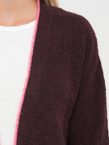 Cardigan 'ONLHAVANNA' ONLY en rouge