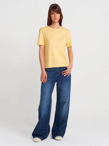 T-shirt 'T-Shirts' Dilvin en jaune