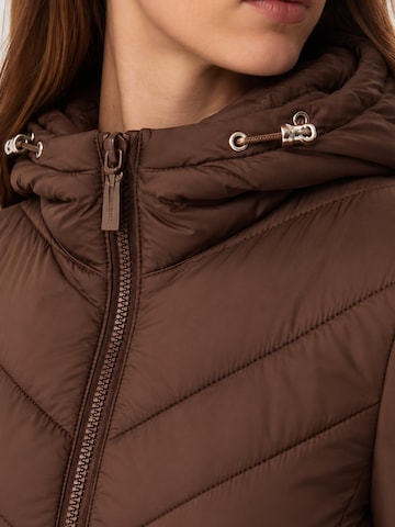 GUESS Vinterjakke 'Giacche V6BL12W4503' i brun