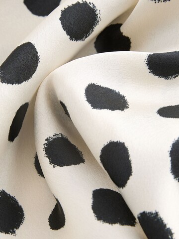 Next - Vestido en blanco