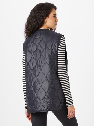 Monki Vest in Black