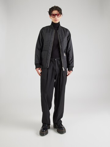 Carhartt WIP - Chaqueta de entretiempo 'Lachlan Liner' en negro