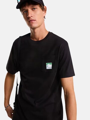 THE NORTH FACE Koszulka 'MOUNTAIN' w kolorze czarny