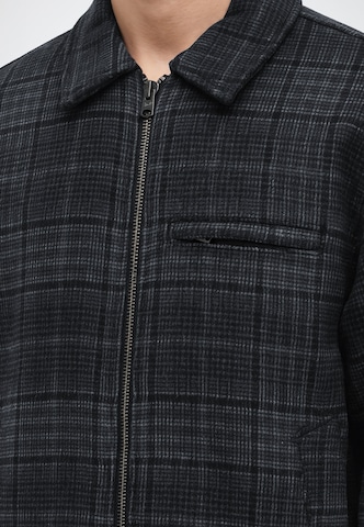 Geacă de primăvară-toamnă de la Abercrombie & Fitch pe negru: față