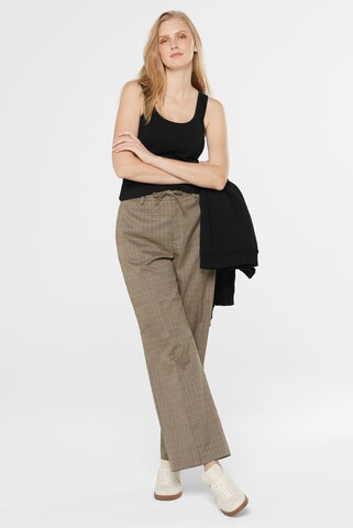 SENSES.THE LABEL Top in Black