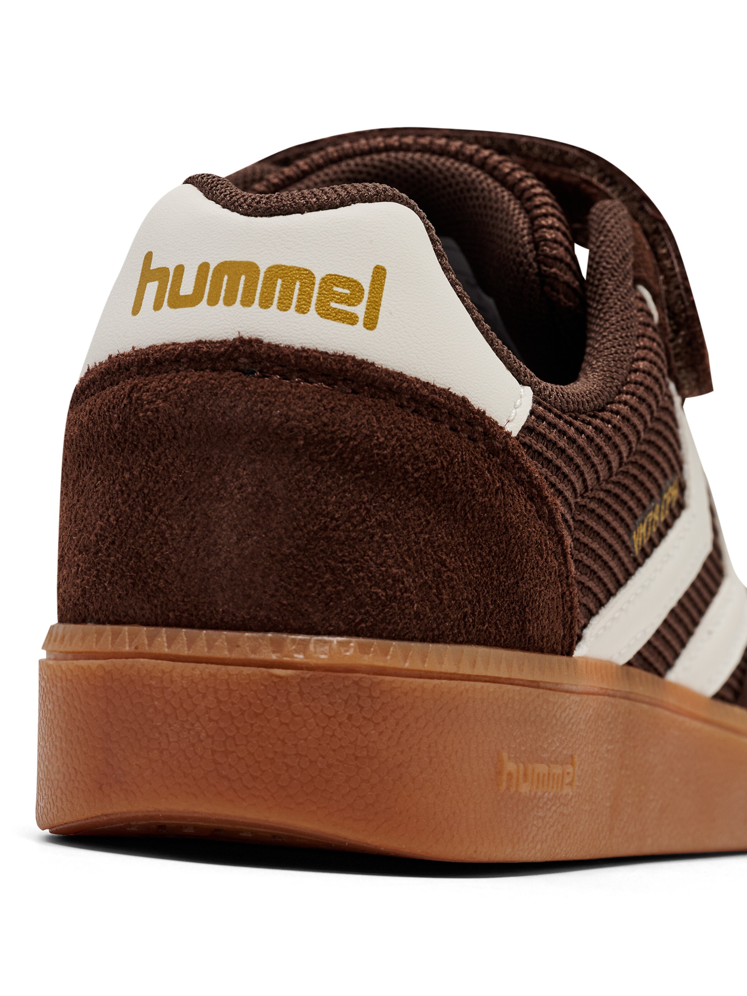Hummel Trainers in Brown