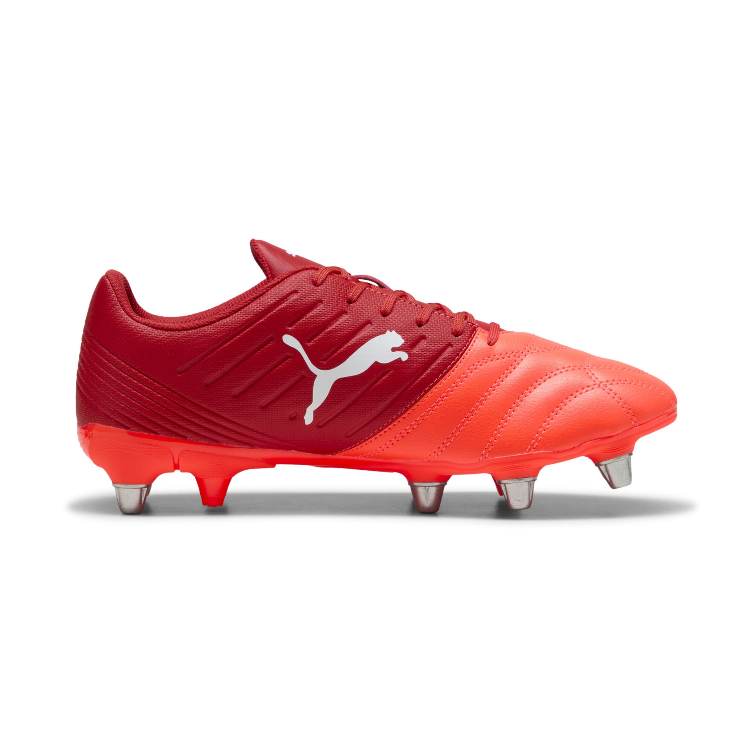 PUMA Soccer shoe 'Avant' in Red