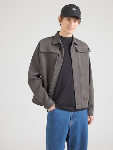 ALPHA INDUSTRIES Prechodná bunda - Sivá: predná strana